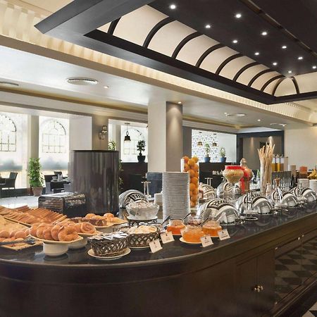 Ramada By Wyndham Bahrain Hotel Manáma Kültér fotó