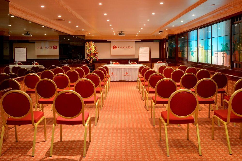 Ramada By Wyndham Bahrain Hotel Manáma Kültér fotó