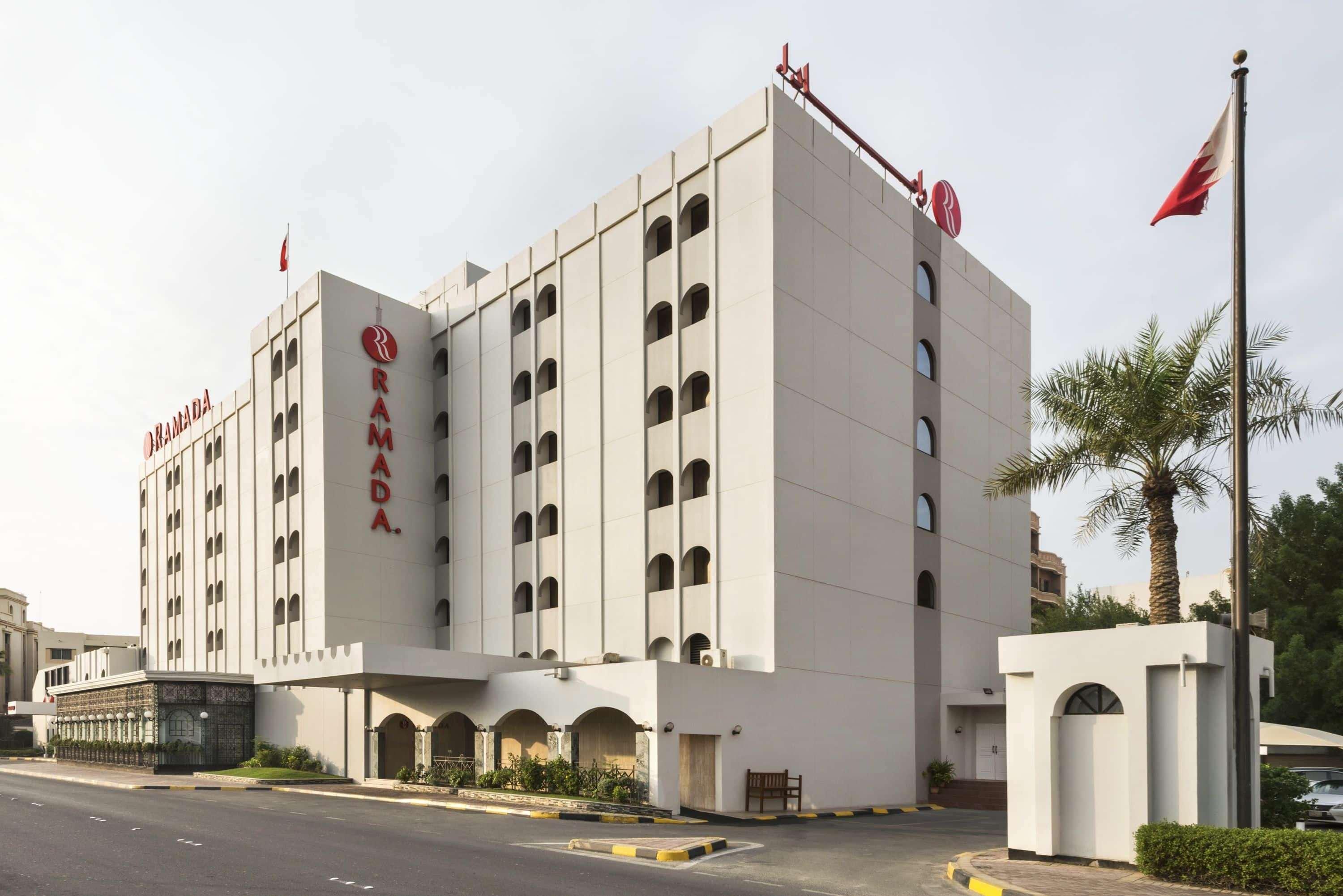 Ramada By Wyndham Bahrain Hotel Manáma Kültér fotó