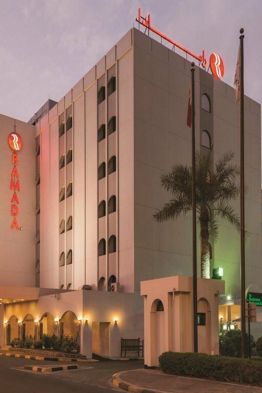 Ramada By Wyndham Bahrain Hotel Manáma Kültér fotó